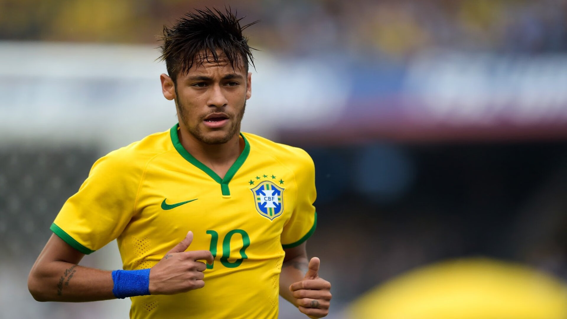 中国足球联赛直播互动平台升级提高用户体验，中国足球直播表